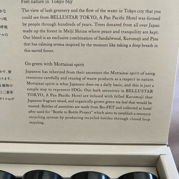 Toiletry travel set - Picture 3 of 4